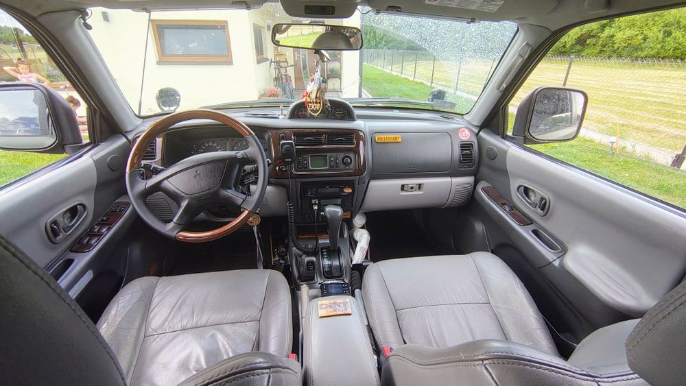 Mitsubishi Pajero Sport 3.0
