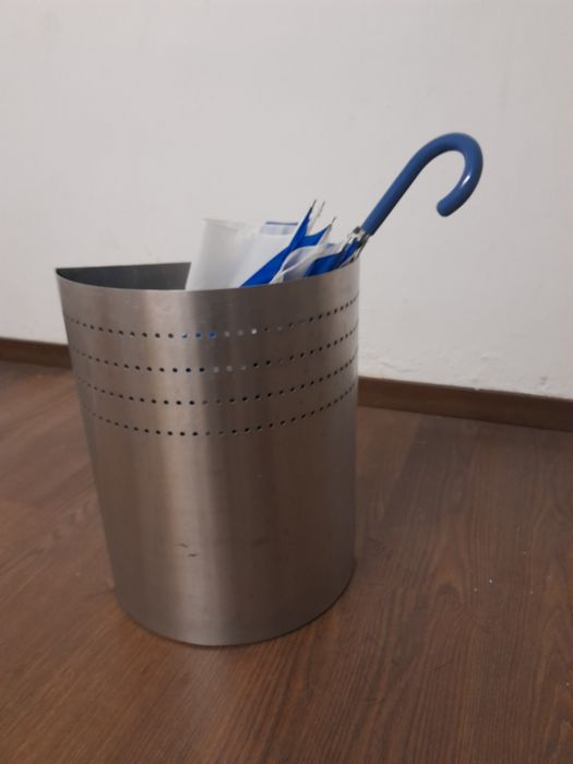 Porta guarda chuvas em aço inox