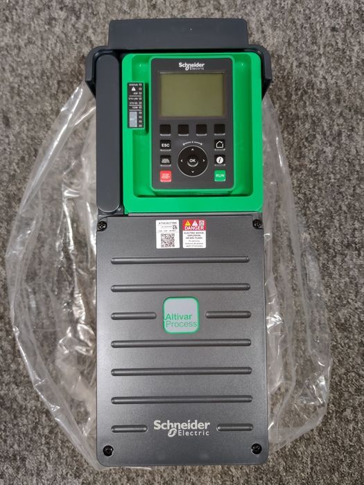 Falownik 7,5 kW Schneider Altivar 630 ATV630U75N4 NOWY
