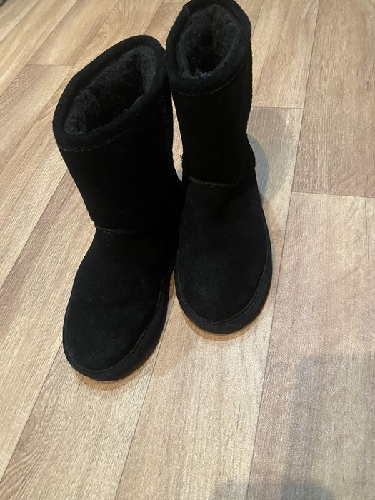 Уггі з натурального замшу