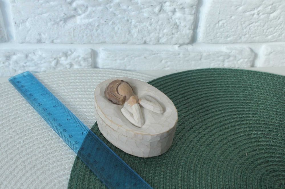 Willow Tree Trinket Keepsake Box Susan Lordi. Скринька для прикрас.