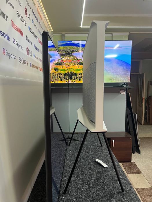 Ексклюзивний телевізор Samsung QE50LS01TAU