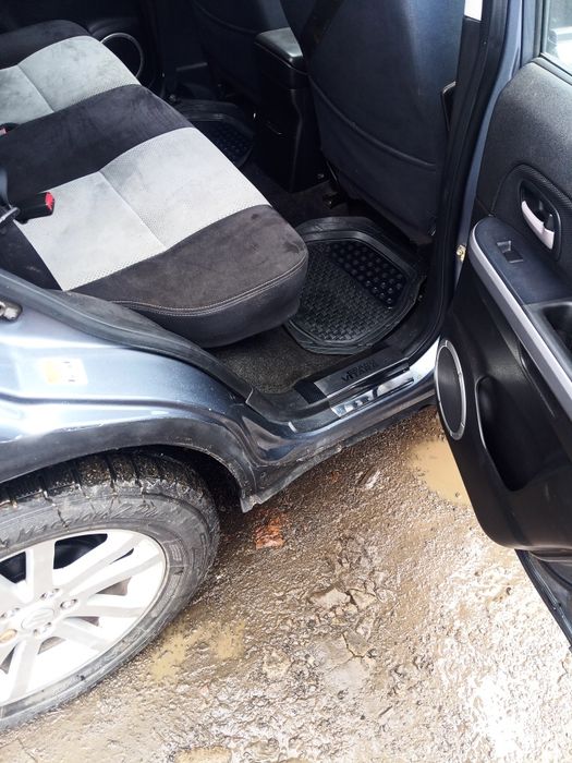 Авто Сузукі гранд вітара
