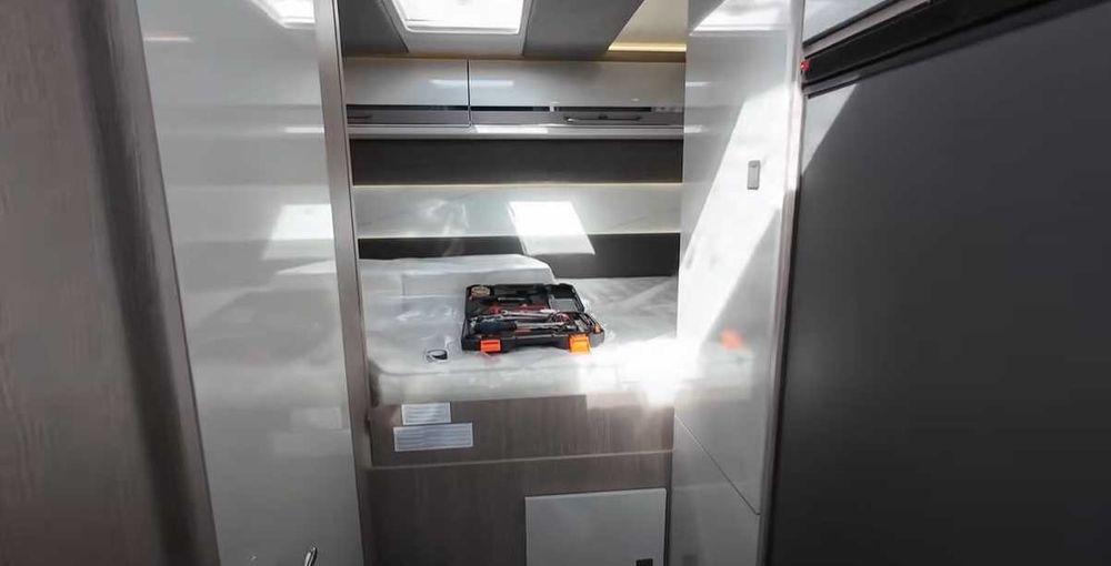 Wynajem Kampera Roller Team 295TL / 2025 / Wolny na Świeta i Sylwestra