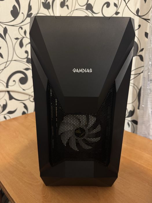 Корпус пк Gamedias +2 rgb вентилятора