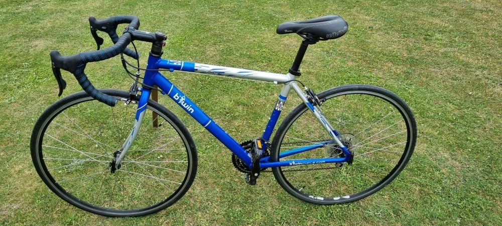 Rower szosowy b-Twin