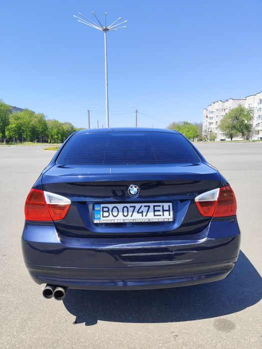 БМВ Е90  325і  2.5МТ