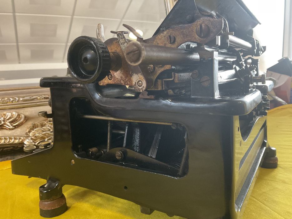 Máquina de escrever de coleção antiga