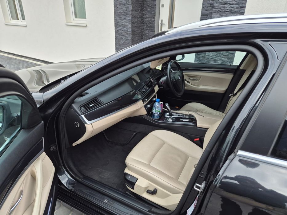 BMW Seria 5 F11 520d