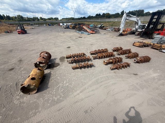 Świder startowy do wiertnicy bauer do pali CFA 600mm