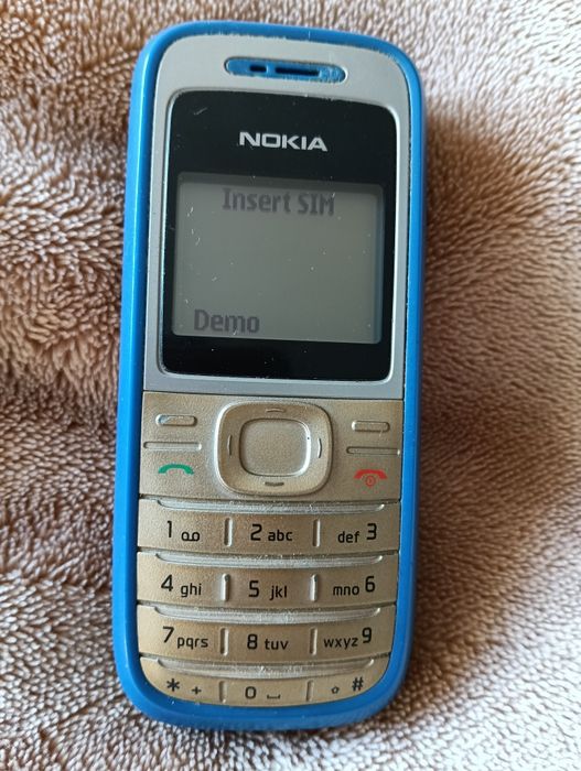 Nokia 1208 desbloqueado para todas as redes