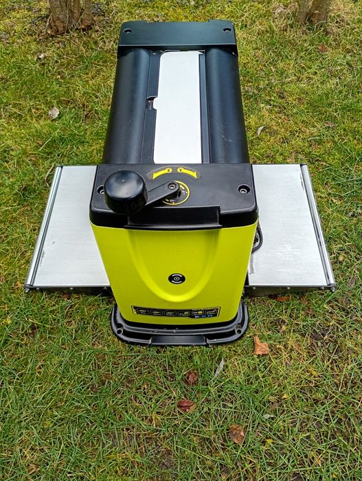 Grubościówka RYOBI RAD 1500G