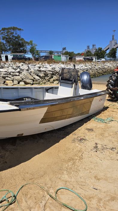 Planeadora 630 yamaha 150cv