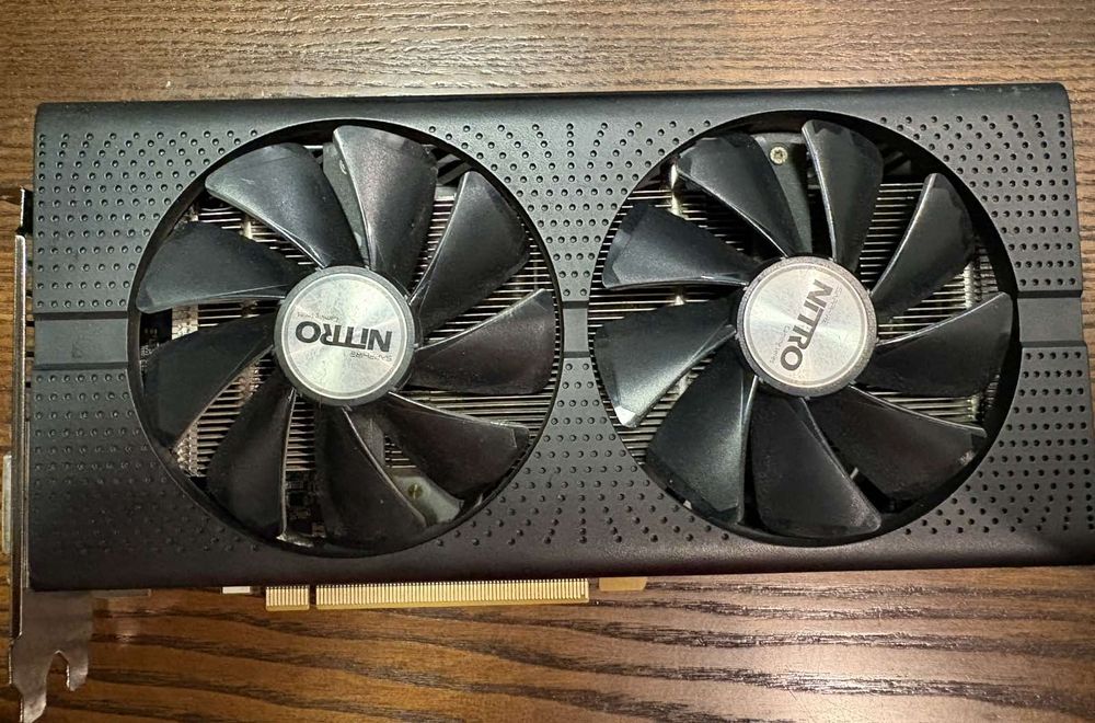 Sapphire Radeon Rx 470 Nitro (8 gb).