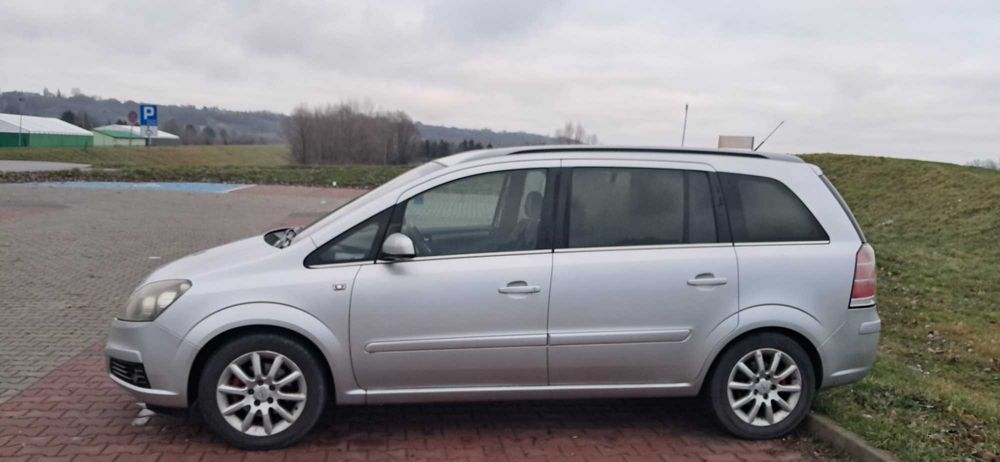 Opel Zafira B 1.8B 140KM. 7-osobowy