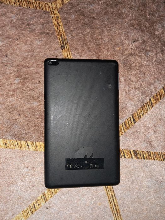 4 планшети на запчастини (Lenovo / ASUS / Prestigio / iRulu)