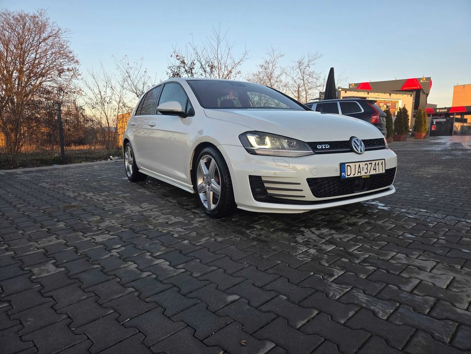 Volkswagen Golf VII GTD