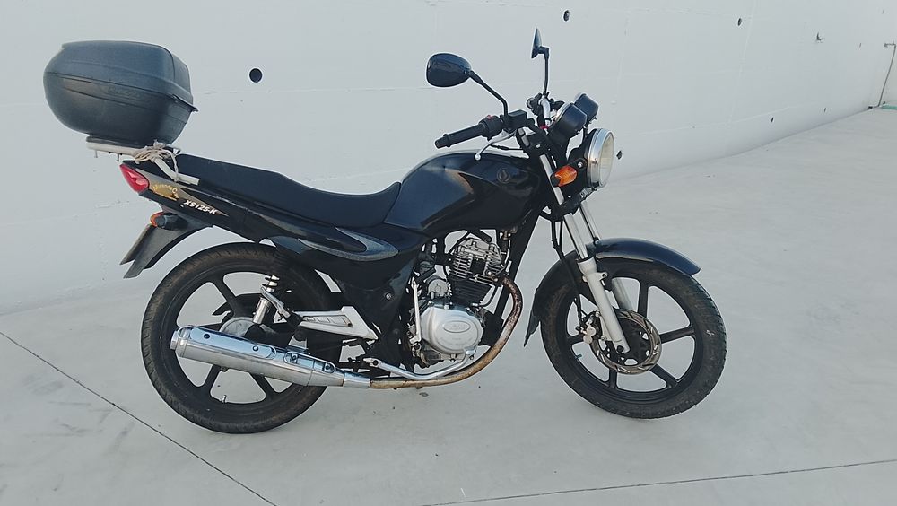 Moto 125 SYM  XS