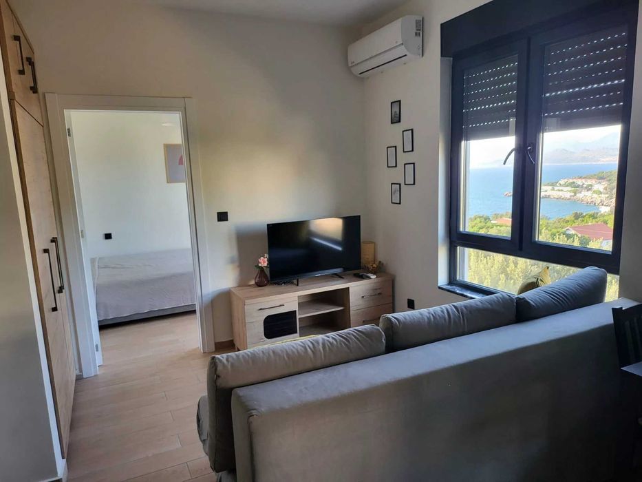 Wakacyjny Apartament z basenem  Czarnogóra- Utjeha do wynajecia
