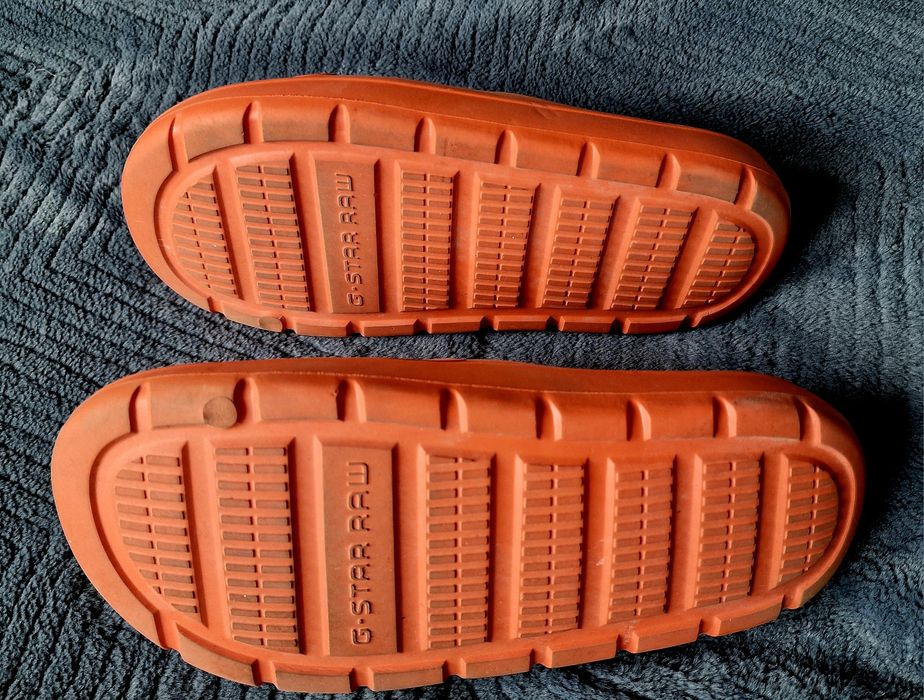 Klapki G-Star RAW klapki D STAQ  rozm.42  27cm

Rozmiar: 42
Długo