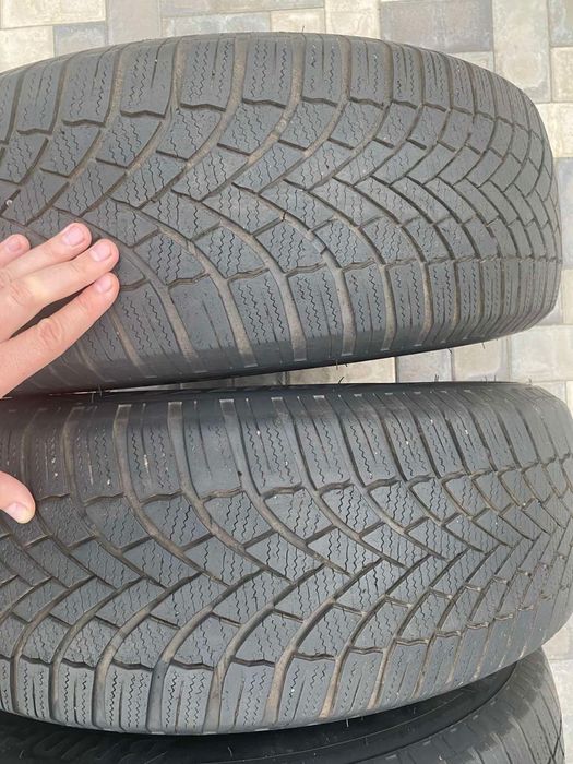 Шини  R-17/235/65 BRIDCESTONE зима