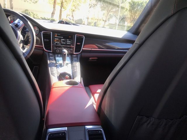 Porsche Panamera Turbo PDK