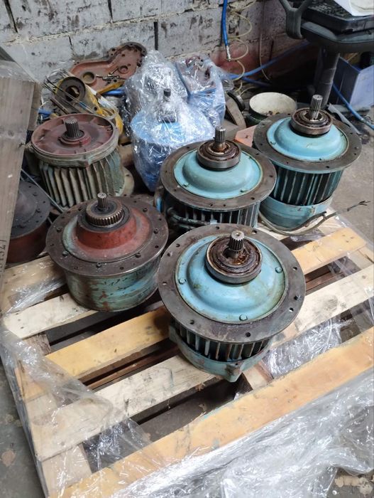 Двигун тельфера та інші запчастини