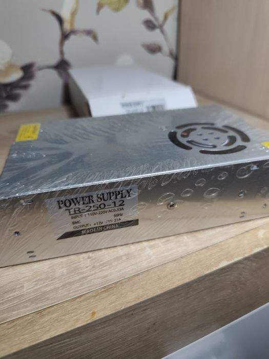 Блок живлення адаптер 12v 20a s-250-12 250W metall