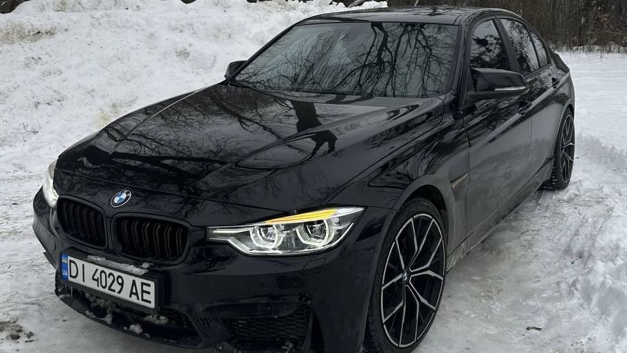 BMW F30