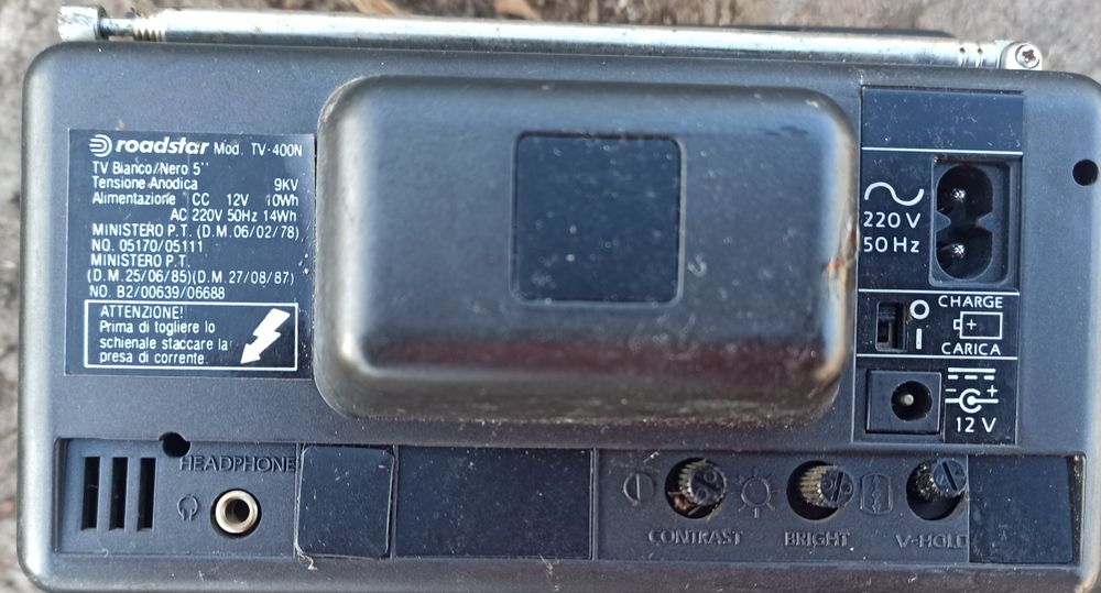 MINI TV Roadstar TV-400N