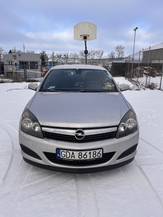 Opel Astra III GTC 1.4 COSMO 2008
