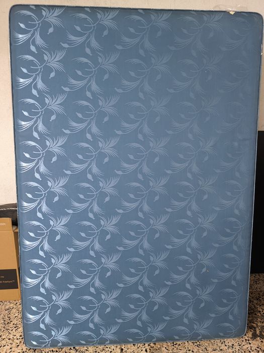 Colchão de casal 1,80mx 1,30m