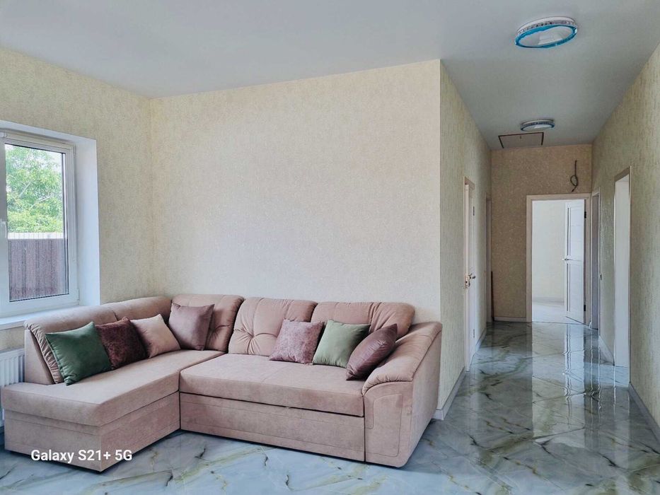 Продам 1 эт.новый дом 100 кв.м. в г.Вышгороде,с.Осещина от хозяина