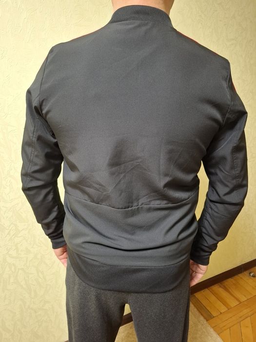 Мастерка Adidas.  L.