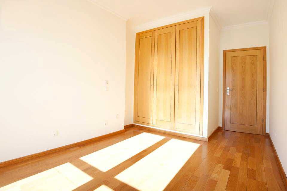 Excelente apartamento T2 junto do Largo D. Estefânia