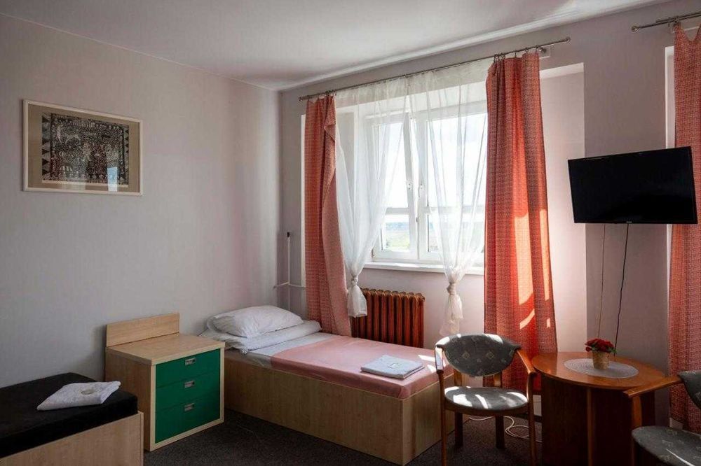 Лучшие Общежития и Хостелы Киева Есть места ! Метро Берестейская