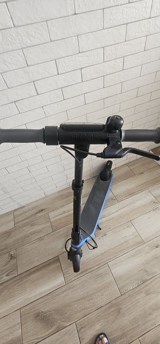 Електросамокат  Ninebot