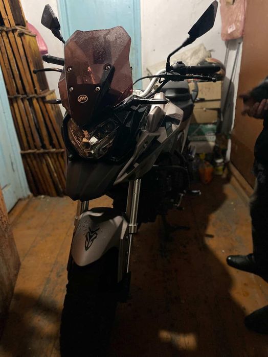 Продам мотоцикл Lifan kpt 200