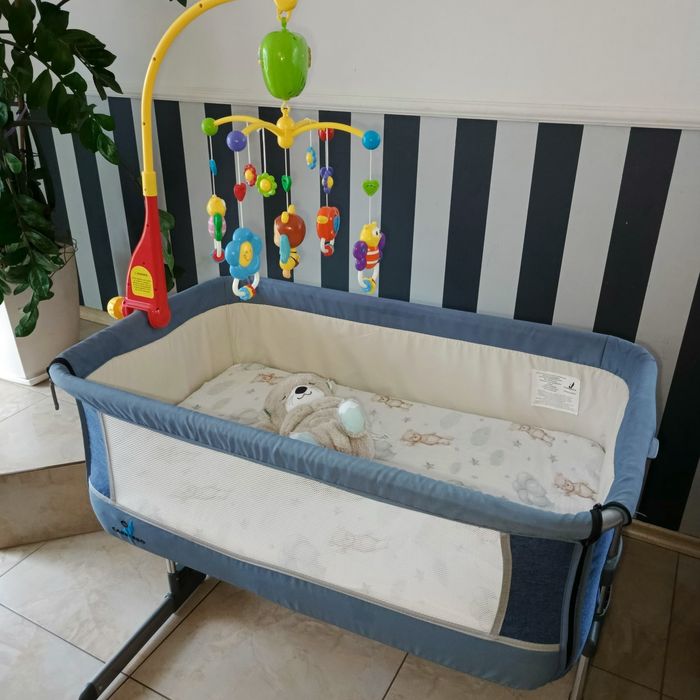 Łóżeczko dostawne