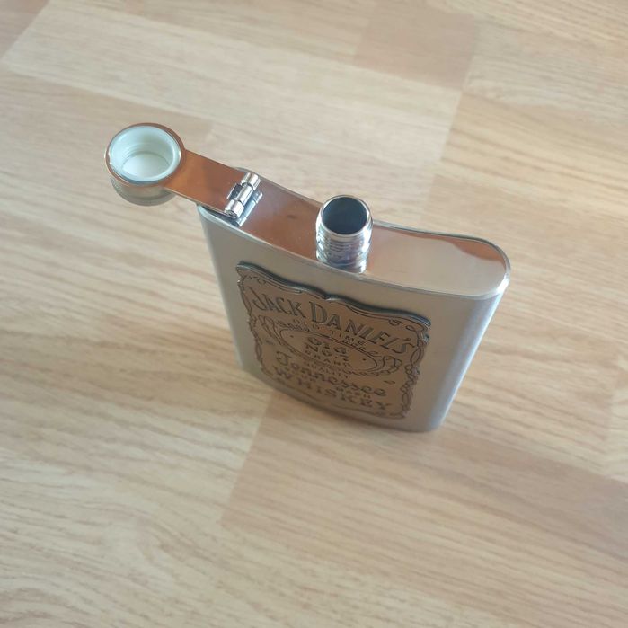 Jack Daniels piersiówka nowa