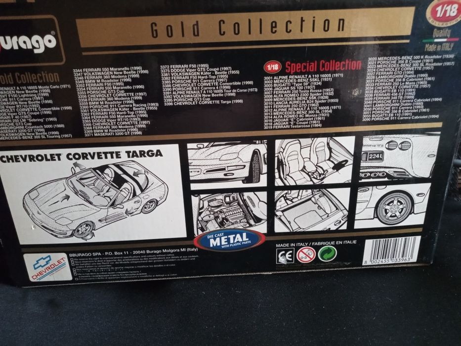Model chevrolet Corvette Targa 1998 R Burago. 1:18