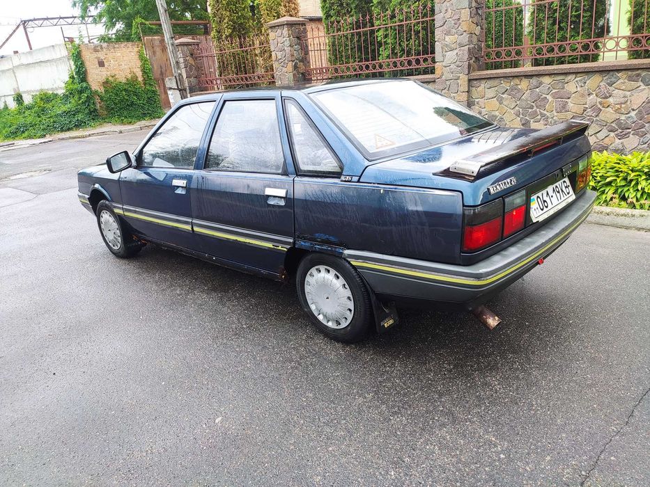 RENAULT 21 1.7 бензин