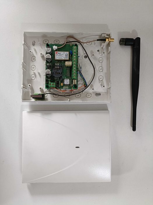 Konwerter monitoringu na transmisję GPRS/SMS (moduł) Satel GPRS-T2