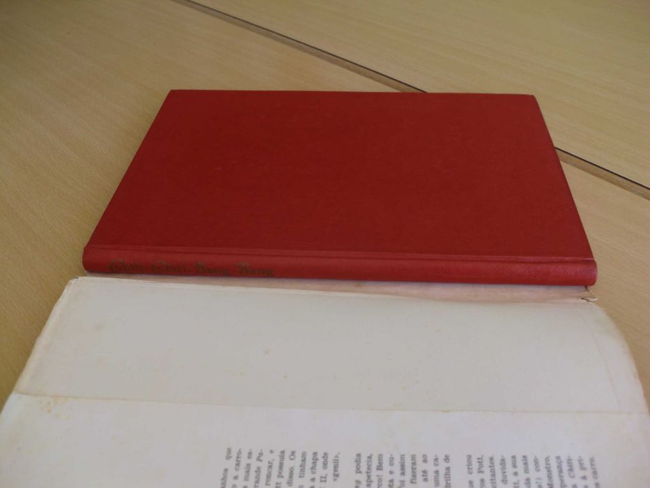 Chiti Chiti Bang Bang - O Carro Mágico
de Ian Fleming