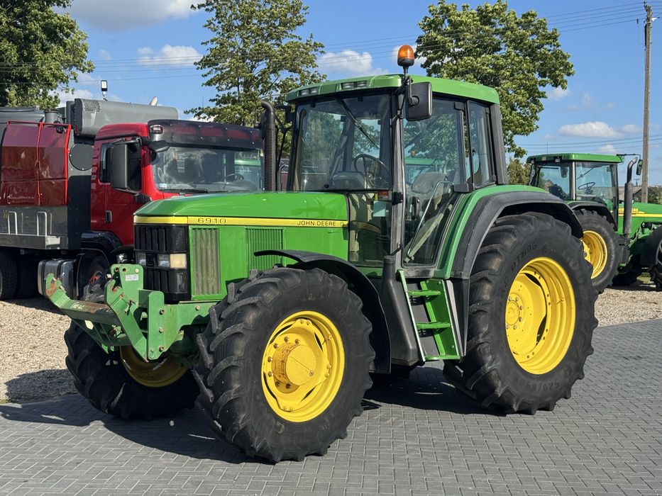 Ciągnik JOHN DEERE 6910 - Oryginalny Sprowadzony