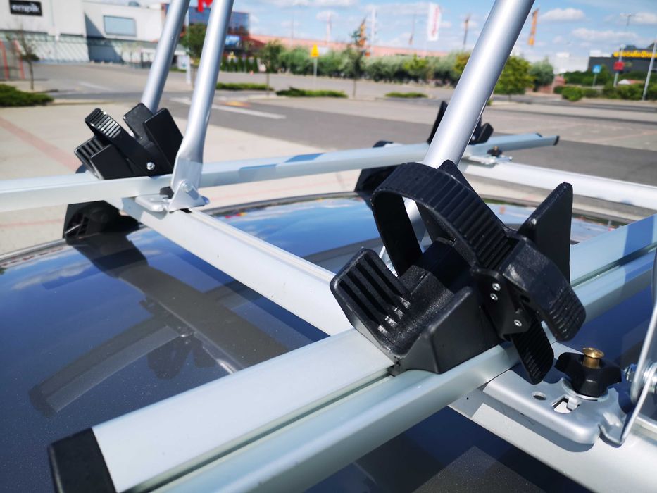 Bagażnik dachowy na 2 rowery do VW Passat B7. Gotowy zestaw do podróży