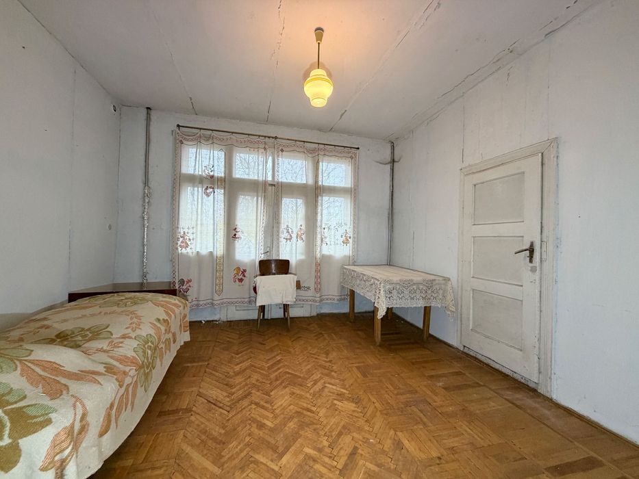 Продаж цегляного Будинку в передмісті Моршина