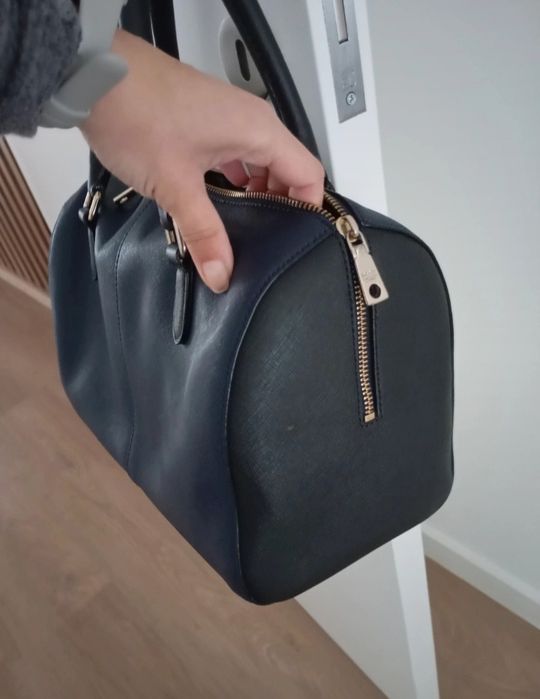 Mala DKNY pele saffiano como nova