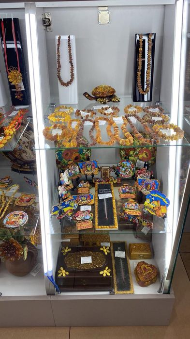 Вироби з бурштину