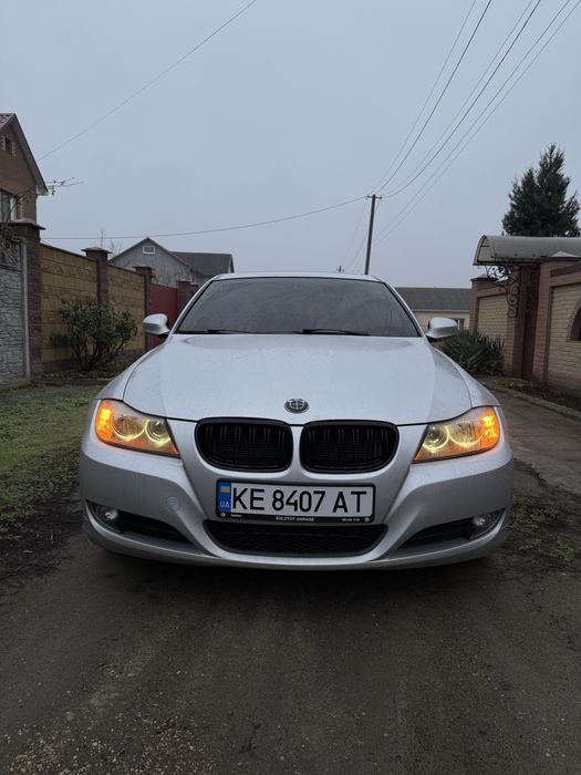 Продам Е90 FL 3.0 атмо полный привод!